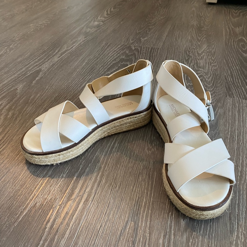 EUC Michael Kors Darby Espadrille Platform Sandal - White